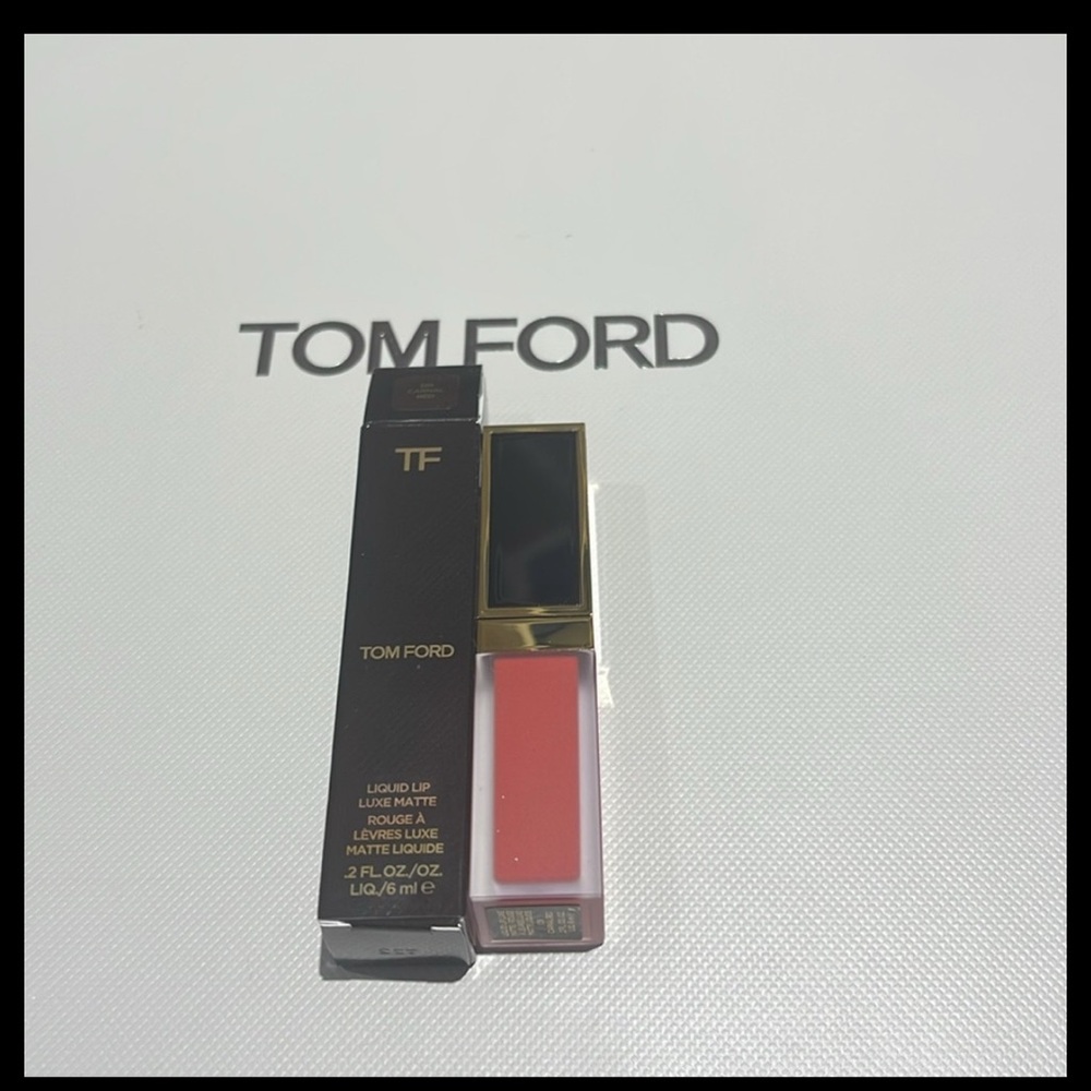 Tom Ford Liquid Lip Luxe Matte new open box unused